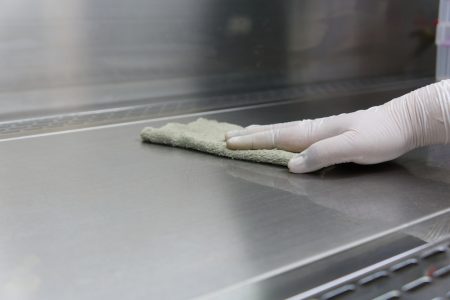 cleaning laminar flow hood cleaning laminar flow hood